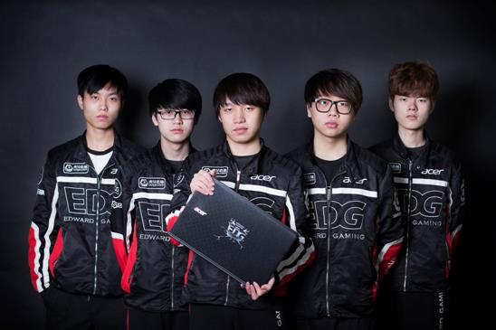 轨迹也充满 轨迹也充满